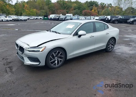 2020 Volvo S60 T5 Momentum z USA, uszkodzony, nr VIN 7JR102FKXLG043525